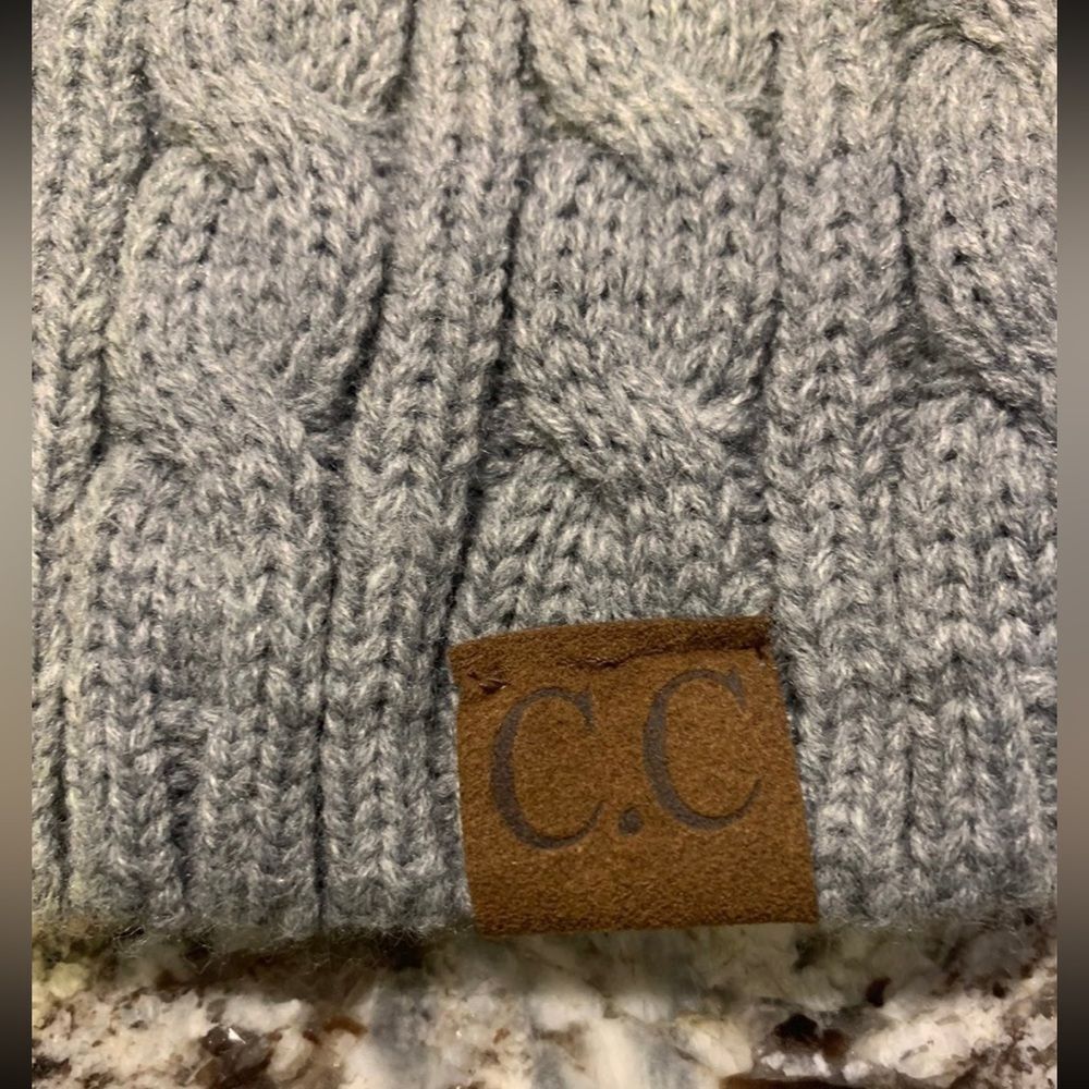 CC Beanie - Picture 3 of 9